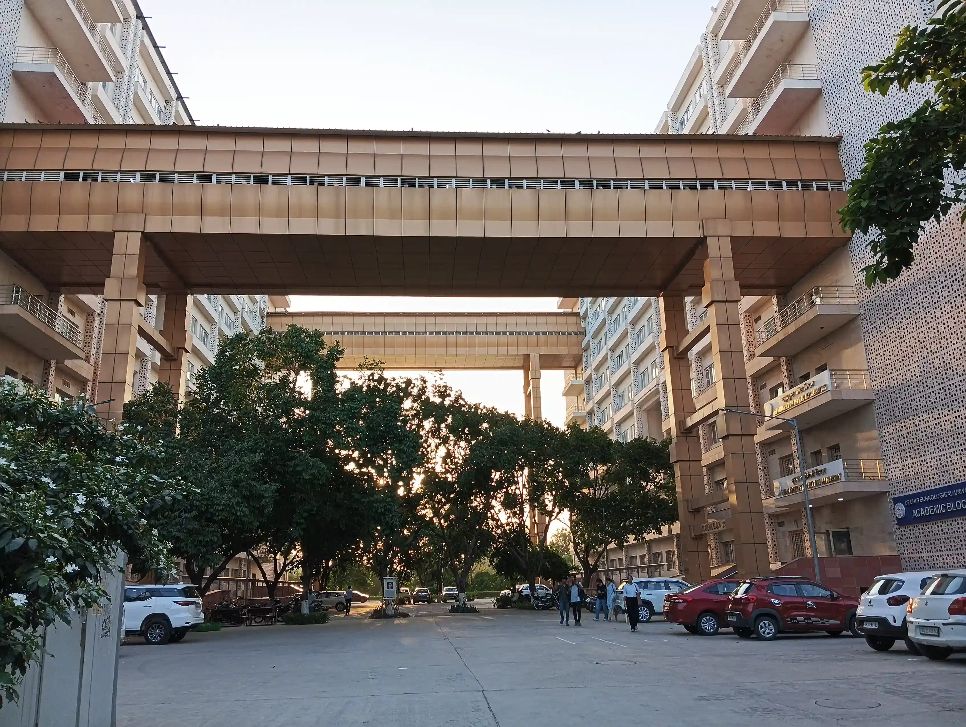 DTU Academic Building photo 1